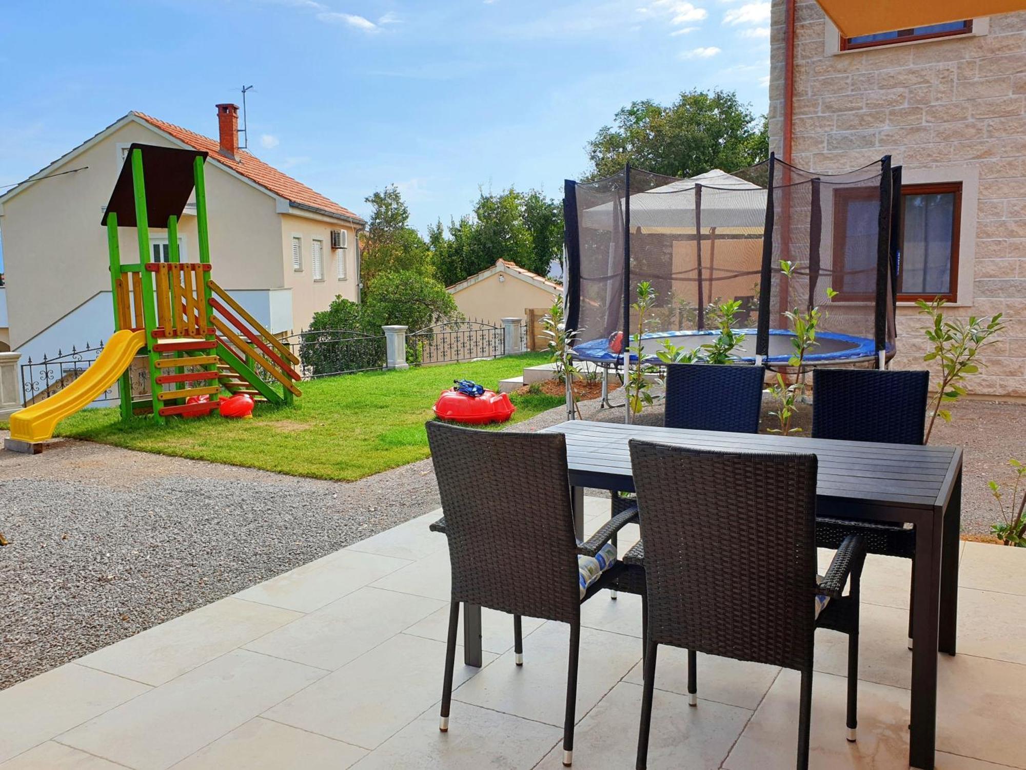 Apartments For Families With Children Silo, Krk - 18685 المظهر الخارجي الصورة